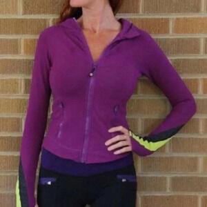 Lululemon Athletica Half  Moon Purple Full Zip Jacket in Potion Purple Size 12